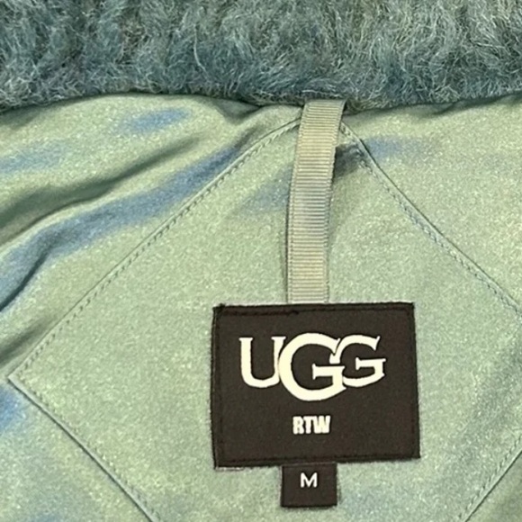 UGG Tammie Faux Fur Vest - Picture 5 of 7